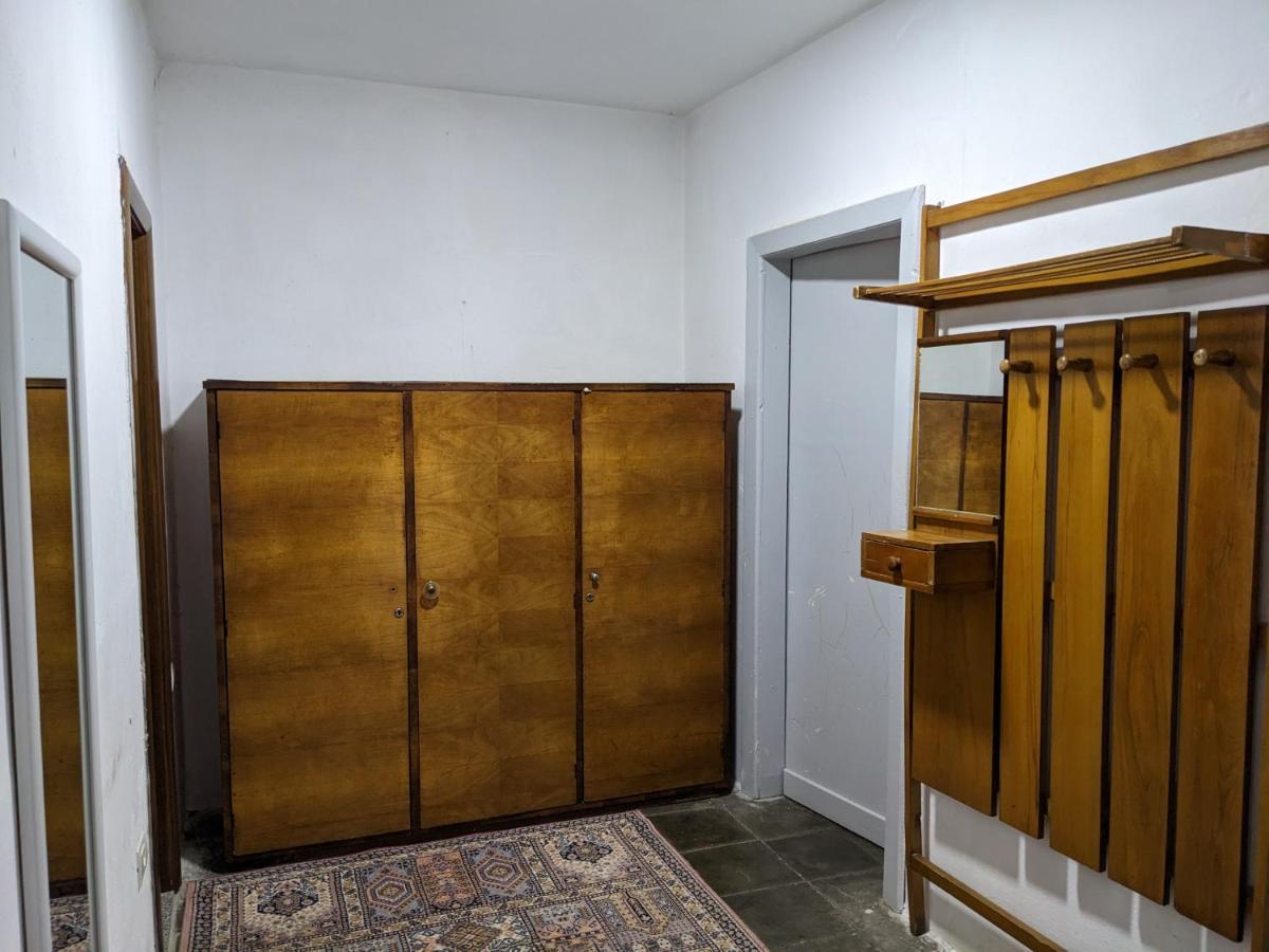 Communist Style Room Shkodër Екстериор снимка