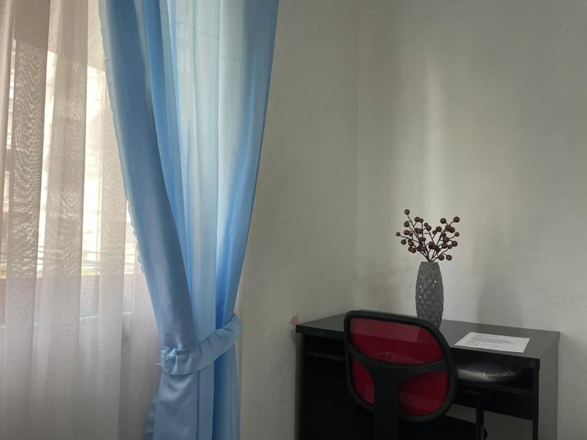 Communist Style Room Shkodër Екстериор снимка