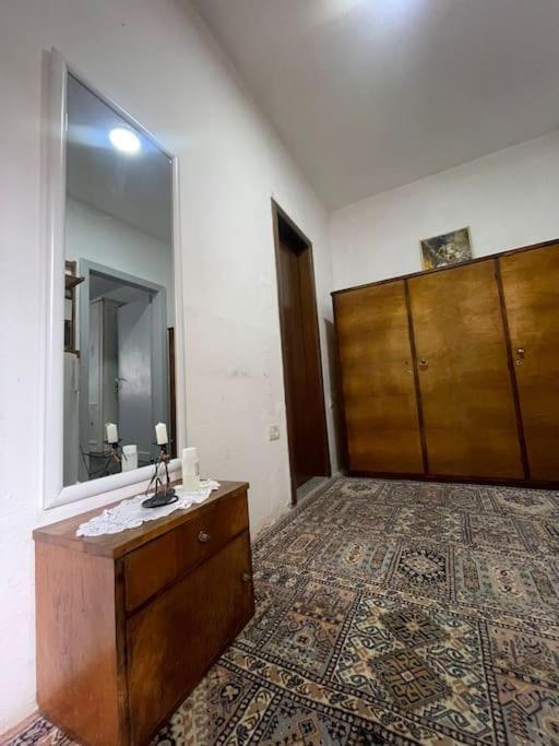 Communist Style Room Shkodër Екстериор снимка
